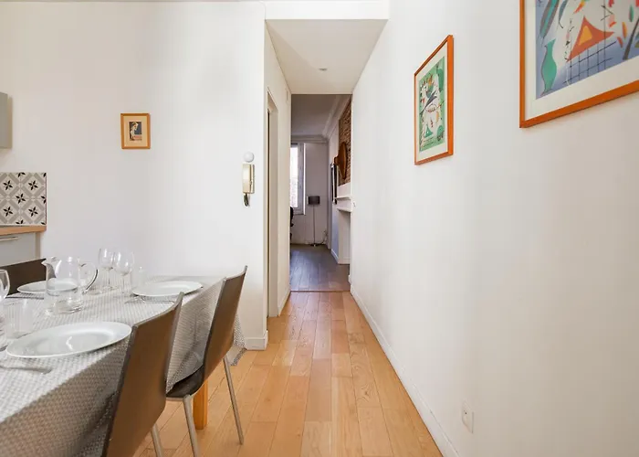 Espace Et Lumiere - T3 - Palais De Justice Apartman